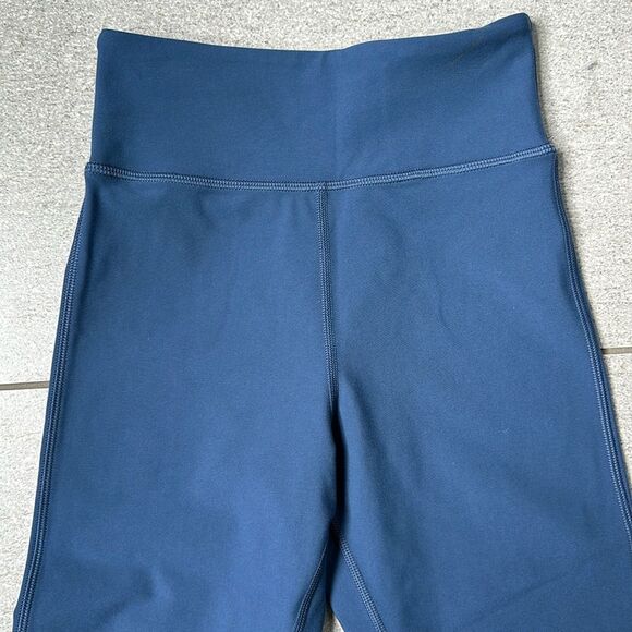 NEW Calme by Johnny Was Cutout High Waist Gym Yoga Leggings in Midnight Blue XS - Picture 3 of 15